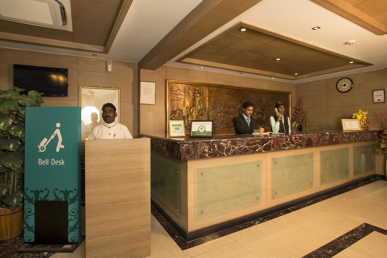 Clinton Park Inn Веланканні Екстер'єр фото